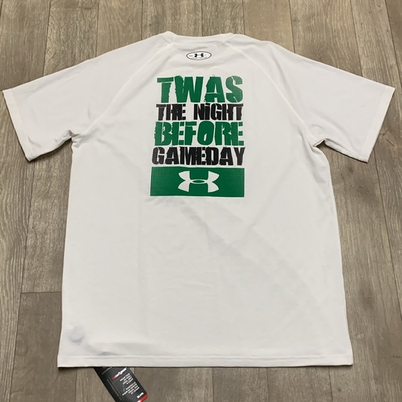 NWT Under‎ Armour Loose Fit ‘“Twas The Night Before Gameday” T-Shirt - Picture 1 of 5